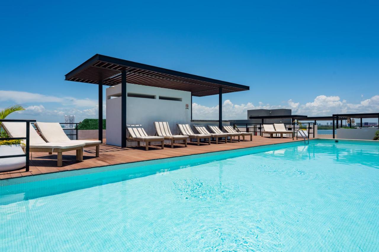 Aloja Oceanview In The Hotel Zone Канкун Екстер'єр фото